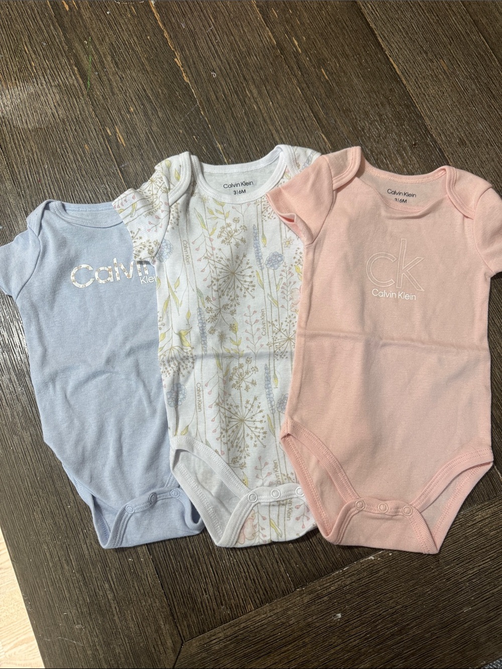 Calvin Klein Baby 3-Pack Bodysuits | 3-6 Months | Logo Onesies